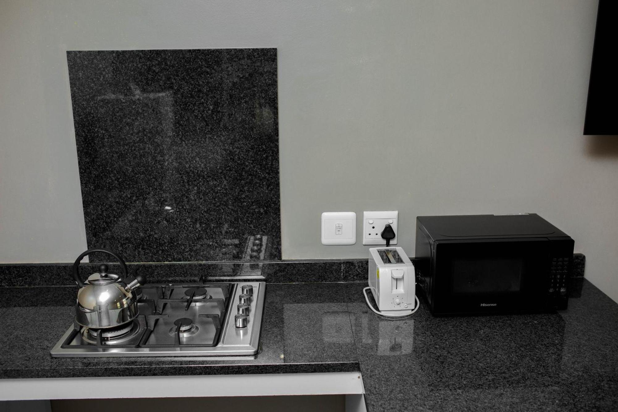 Vetho 1 Apartments Or Tambo Airport Johannesburg Exterior photo